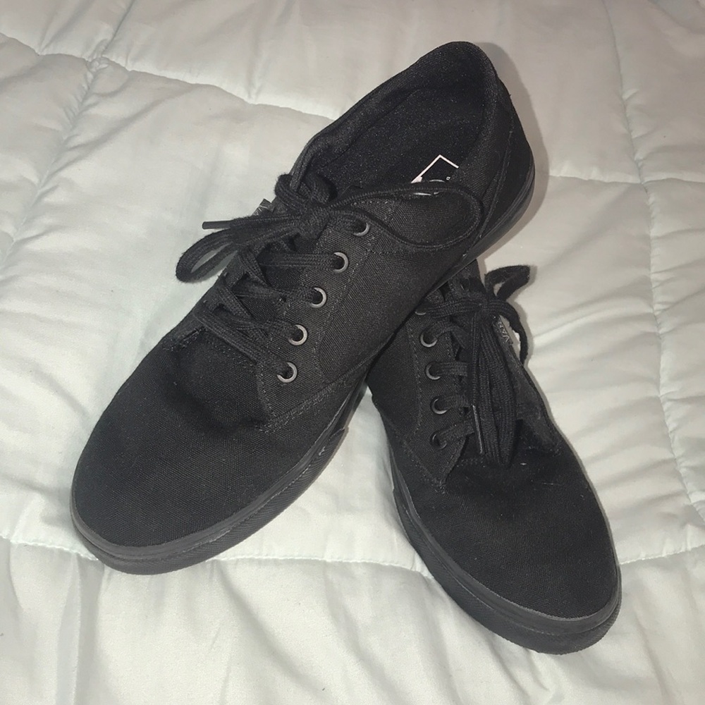 Black vans